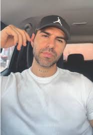 Mario Lora (@marioloram)