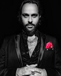 Joan Warnick's Instagram, Twitter & Facebook