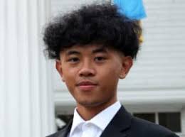 Embrace Living Partners with Chicago-area Universities to offer  Health-related Scholarships