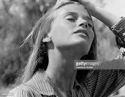 Résultat de recherche d'images pour "peggy lipton"