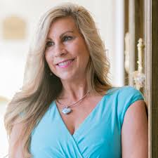 Health and Life Coach Kerry Burrows Reveals How Women Can Turn A Midlife  Crisis Into A Midlife Transformation