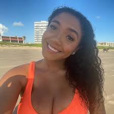 Madison Cannon 💋‎‏ (@‏‎madison.kelis‎‏) • صور ومقاطع فيديو على Instagram