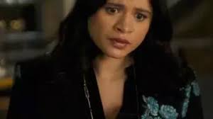 La robe longue noire AllSaints de Jada Shields (Aleyse Shannon) dans  Charmed S01E11