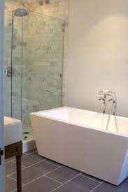 Choosing the best freestanding tubs requires a lot of thinking and planning since these are a considerable investment. Modern Freestanding Tub Modern Bathroom Kishani Perera