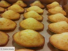 Madeleine Recettes Recette En 2020 Recette Madeleine Madeleines Thermomix Recette
