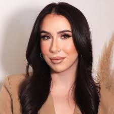 Kam Johnson (@kamjohnsonmakeup) • Instagram photos and videos