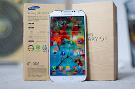 Introducing the revolutionary galaxy s8 and s8+ that break down barriers with the gear vr with controller and gear 360 (2017). Review Samsung Galaxy S4 3g I9500 And 4g I9505 Neowin