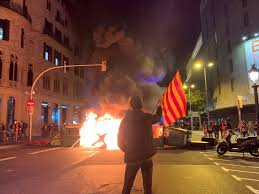 Més que un club we#barçafans. Emeutes A Barcelone Les Degats Causes Estimes A 650 000 Euros