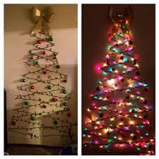 11 Of The Easiest And Most Creative Ways To Decorate Your Dorm For The Holidays Diy Christmas Tree Christmas Dorm Christmas Decorations Apartment