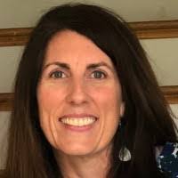 Kerri Mead's Instagram, Twitter & Facebook