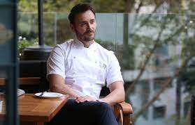 Michelinchef @pollen_street_social @socialeathouse @citysocial_t42 @bernerstavern @cafebiltmore_ @mykonossocial @_littlesocial @blindasapig bit.ly/2qo5jxq. Jason Atherton Admits He Hasn T Spoken To Gordon Ramsay For 8 Years Following Fall Out Celebrity News Showbiz Tv Express Co Uk