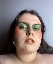 Teri Underhill's Instagram, Twitter & Facebook