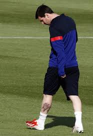 Татуировки на ногах, руках и спине. Messi Pokazal Tatu