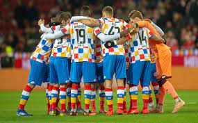 Access all the information, results and many more stats regarding mainz 05 by the second. 2019 20 Bundesliga Preview Fsv Mainz 05 Fear The Wall