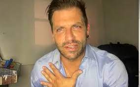 Castelli married supermodel isabeli fontana on. Henri Castelli Drains The Jaw To Prevent Sequelae From Open Fracture Entertainment Prime Time Zone