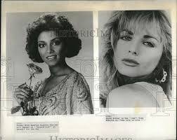 Karen Witter's Instagram, Twitter & Facebook