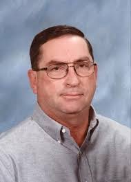 Carolyn Cichon's Instagram, Twitter & Facebook