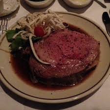 Pogledajte nepristrasne komentar (377) za the prime rib, koji ima ocenu 4,5/5 na tripadvisoru i rangiran je kao br. The Prime Rib Baltimore The Original Restaurant Baltimore Md Opentable