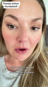 😱 shoook! Powder before foundation hack! This is such a great technique if  your foundation separates or if your foundation looks cakey! #mua #makeup  #makeuphack #foundationseparation #makeupartist