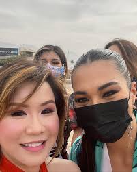 First time to meet the Miss Universe Delegates💕💕💕 Primera vez para  encontrarme con los delegados💕💕💕 Dress : Oliver Tolentino Hair and  Makeup : Joel Sebastian Photography: Filbert Kung Shalom all the way