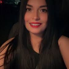 Karely Tarango (@karelyytarango)