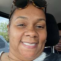 Pamela Sparrow's Instagram, Twitter & Facebook