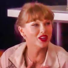 Roger Goodell and Taylor Swift at the football game