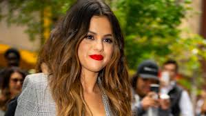 Cette dernière, avec sa nouvelle chanson, semble d'ailleurs s'être attiré les foudres de madame bieber. Selena Gomez Top 5 De Ses Hits A Ecouter Durant Le Confinement Actu Selena Gomez Nrj Fr