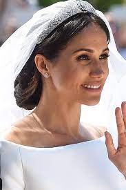 You Need To See Meghan Markle S Hair Evolution Since 2006 In 2020 Meghan Markle Hair Meghan Markle Prince Harry Meghan Markle