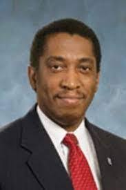 Diondre Davis's Instagram, Twitter & Facebook