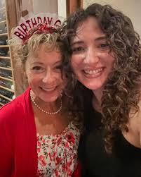 𝗟𝗜𝗡𝗗𝗦𝗔𝗬 𝗝𝗘𝗔𝗡 𝗠𝗜𝗖𝗛𝗘𝗟𝗟𝗘 (@lindsayjeanmichelle) • Instagram  photos and videos