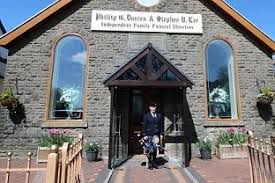 Our Condolences To A Swansea Family Saying Farewell To A Loved One Y Day Afternoon Leading The Cortege From The Family Hom Pontypool Funeral Music South Wales