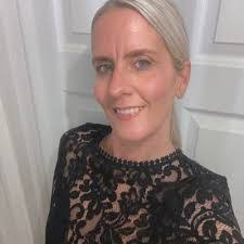 Karen Lawler's Instagram, Twitter & Facebook