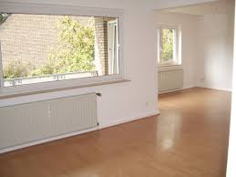 Pkw einstellplatz in sauberer heller halle hubertusstraße. 4 Zimmer Wohnung Zu Vermieten Gutenbergplatz 10 47803 Krefeld Kempener Feld Baackeshof Mapio Net