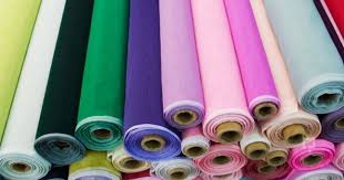 Kumaş türleri kullanıldığı alanlar i̇smini kadifemsi ve tüylümsü yüzey kazandırılması için çekirdek iplik üzerine katlı lif yerleştirilmesiyle yapılan şönil iplik. Kumas Online Satis