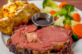 Prime rib is the ultimate christmas feast — a grand roast brought to the table with pride and served with a luscious creamy horseradish sauce. Set Your Christmas Table With A Succulent Prime Rib Saukvalley Com