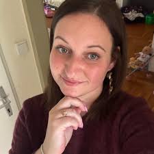 Schnelle Konfetti Croissants😍🎉 Mit dem tollen Plunderteig von  @tantefannyteige [Werbung] Zutaten: 1 Pck Tante Fanny Butter-Croissant-&  Plunderteig 1 Ei 300 ml Milch 1 Pck Paradies-Creme Vanille 1 EL Zucker 125g  Mascarpone 200g