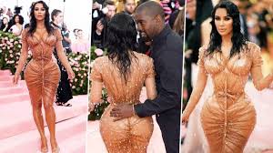 The 2019 met gala was last night — and while the celebrities were busy walking the red carpet in new york, the internet was busy creating memes. Kim Kardashian Dress Met Gala 2019 Kim Kardashian Phenomenal Star