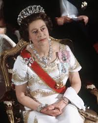 Oct 28, 2019 · based on their calculations, the crown costs a respectable $4,519,709. Queen Elizabeth S Most Beautiful Jewels Pictures Of The Queen S Tiaras Crowns