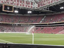 In the last 10 games ajax won 6 games. Mqmwaiikkeqtam