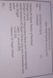 Surat undangan sendiri adalah suatu bentuk penghormatan kepada orang yang menerimanya. Perhatikan Surat Undangan Berikut Initanggal 8 Tanggalsurat Yang Tepatuntuk Mengisi Nomor 1 Brainly Co Id
