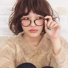 春になったらしたい ゆるふわパーマ ショート ボブ ロングおすすめヘアスタイル帖 キナリノ ショート パーマ 髪型 ボブ パーマ ショートボブ