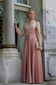 Zarah Visit Us At Https Www Facebook Com Pages Zarah 1578754045707532 Hijab Evening Dress Soiree Dress Muslim Evening Dresses