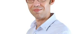 Curriculum Vitae PDF & News