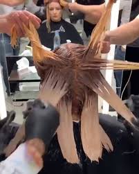 Hair Hairs Hairy Hairideas Haircolor Haircoloring Video Hair Color Techniques Hair Styles Hair Dye Videos