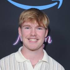 Sometimes I sit & wonder what it would of been like if this pandemic was  never a thing...