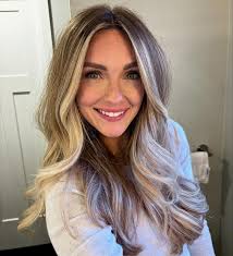 Finally getting around to posting all of the hair pics I have hoarded in my  camera roll 😅