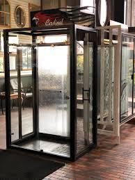 Description and photos of the site including various types of obsidian and where to get additional information. B D Auto Glass