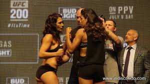 Cat zingano towers over mackenzie dern | sherdog forums. Ufc 200 Weigh Ins Cat Zingano Vs Julianna Pena Staredown Youtube
