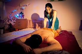 Lingam, il massaggio tantrico del pene | MEDICINA ONLINE